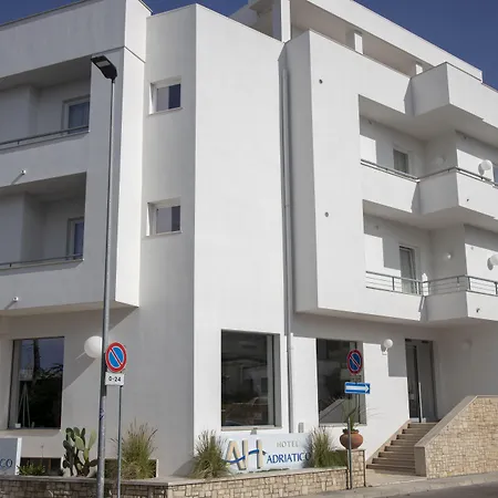 أدرياتيكو تريكاس