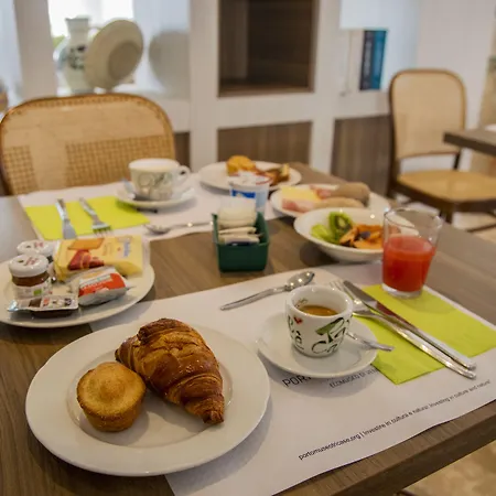 فندق أدرياتيكو تريكاس