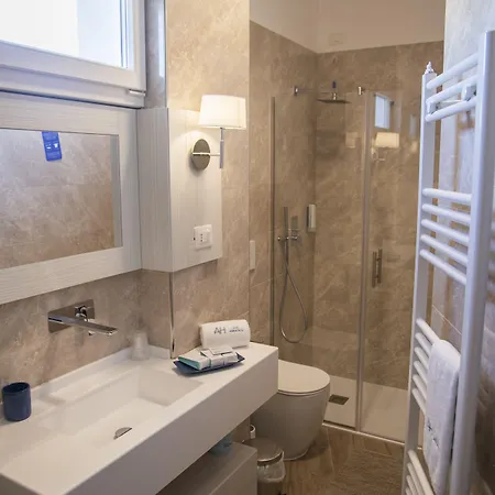 أدرياتيكو تريكاس